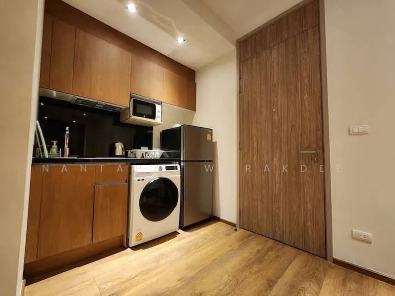 President Park Sukhumvit 24, Bangkok, 99 Sukhumvit 24 Alley, Khlongtoei Nua, Watthana, Bangkok, 2 Bedrooms, 52 sqm, Condo For Rent, by Nantapat Warakdee, 500453751 - DDproperty.com
