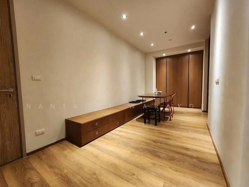 President Park Sukhumvit 24, Bangkok, 99 Sukhumvit 24 Alley, Khlongtoei Nua, Watthana, Bangkok, 2 Bedrooms, 52 sqm, Condo For Rent, by Nantapat Warakdee, 500453751 - DDproperty.com