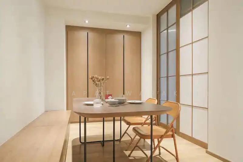 President Park Sukhumvit 24, Bangkok, 99 Sukhumvit 24 Alley, Khlongtoei Nua, Watthana, Bangkok, 2 Bedrooms, 52 sqm, Condo For Rent, by Nantapat Warakdee, 500453751 - DDproperty.com