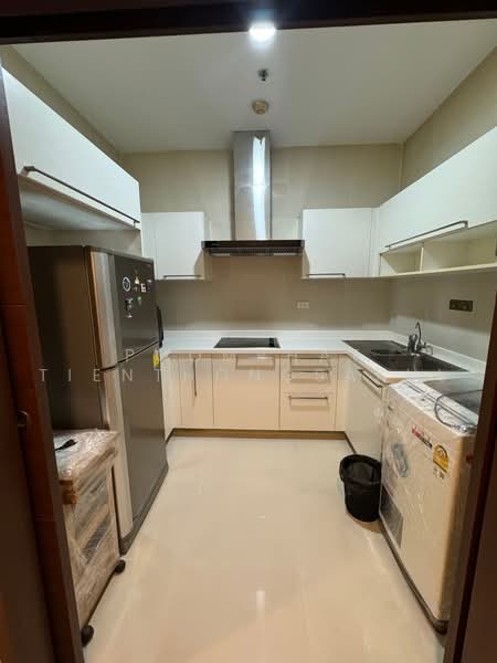 Sukhumvit City Resort : สุขุมวิท ซิตี้ รีสอร์ท, กรุงเทพ, 51 ซอยสุขุมวิท 11, คลองเตยเหนือ, วัฒนา, กรุงเทพ, 146 ตร.ม., คอนโด ขาย, โดย Poomphat Tienthongsakul, 500453753 - DDproperty.com