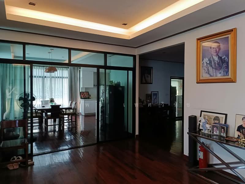 บ้านเดี่ยว รามอินทรา, Bangkok, Anusaowari, Bang Khen, Bangkok, 5 Bedrooms, 780 sqm, Single Detached House For Sale, by สมโพธิ เทศวิรัช, 500453769 - DDproperty.com
