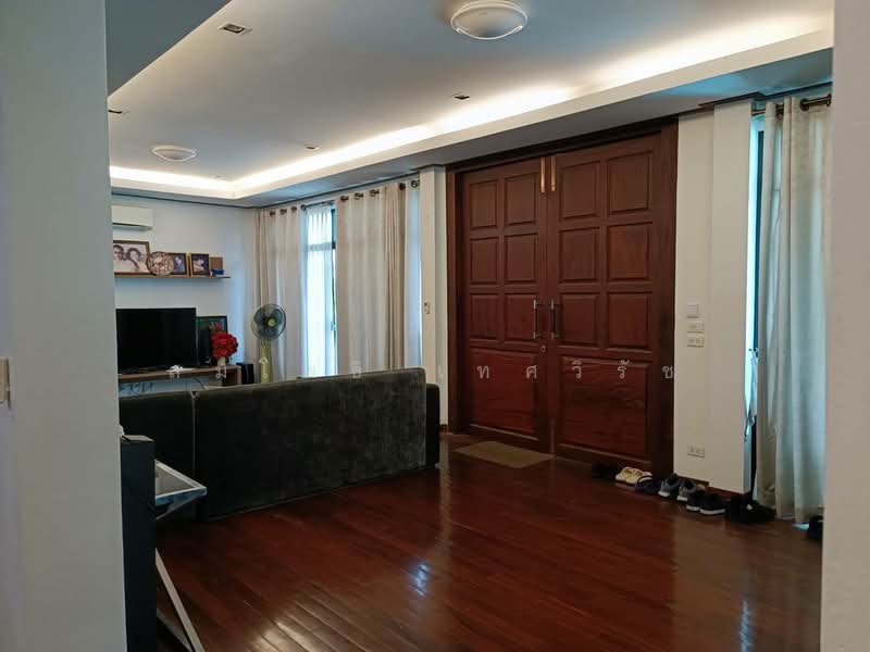 บ้านเดี่ยว รามอินทรา, Bangkok, Anusaowari, Bang Khen, Bangkok, 5 Bedrooms, 780 sqm, Single Detached House For Sale, by สมโพธิ เทศวิรัช, 500453769 - DDproperty.com