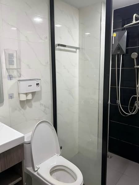 The Trust Ville, Bangkok, Ladprao Road, Jom Phon, Chatuchak, Bangkok, 1 Bedroom, 30 sqm, Condo For Sale, by Vikrant Kokar, 500453788 - DDproperty.com