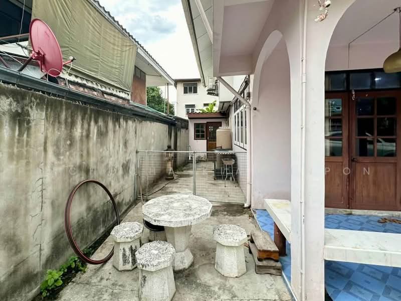 3-BR House, Bangkok, Pak Khlong Phasi Charoen, Phasi Charoen, Bangkok, 3 Bedrooms, 150 sqm, Single Detached House For Sale, by Pitchocha Kiatsinpon, 500453793 - DDproperty.com