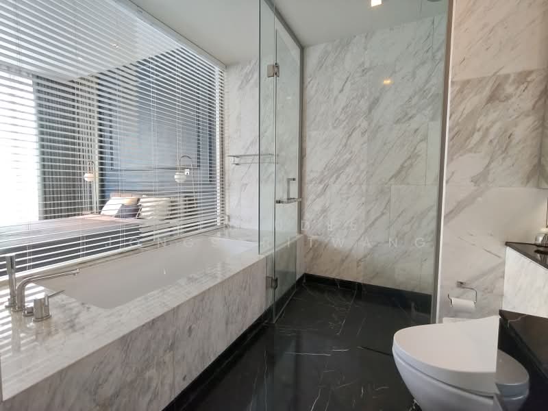 Saladaeng One, Bangkok, Sala Daeng 1 Alley, Silom, Bang Rak, Bangkok, 2 Bedrooms, 114 sqm, Condo For Sale, by Yenrudee Jongsaritwang, 500453805 - DDproperty.com