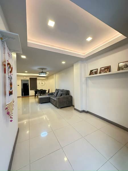 Chokchai Village 9, Chon Buri (Pattaya), Bang Lamung, Bang Lamung (Pattaya), Chon Buri (Pattaya), 2 Bedrooms, 141 sqm, Townhouse For Rent, by Vikrant Kokar, 500453818 - DDproperty.com