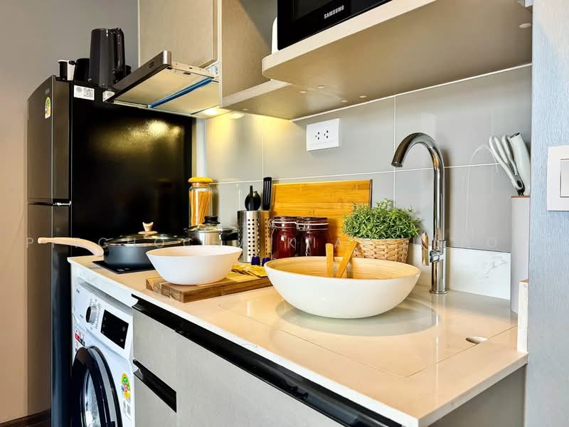 IDEO Mobi Sukhumvit 40, Bangkok, Soi Sukhumvit 40, Phra Kanong, Khlong Toei, Bangkok, 1 Bedroom, 37 sqm, Condo For Rent, by Pitchocha Kiatsinpon, 500453869 - DDproperty.com