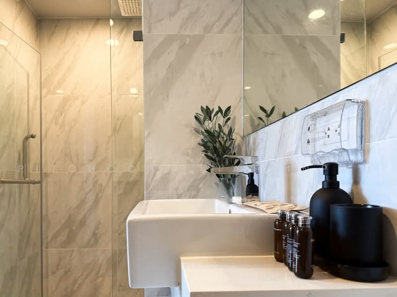 IDEO Mobi Sukhumvit 40, Bangkok, Soi Sukhumvit 40, Phra Kanong, Khlong Toei, Bangkok, 1 Bedroom, 37 sqm, Condo For Rent, by Pitchocha Kiatsinpon, 500453869 - DDproperty.com