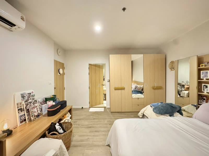 The Issara Ladprao, Bangkok, 296 Ladpao Road, Jom Phon, Chatuchak, Bangkok, 1 Bedroom, 52 sqm, Condo For Sale, by Fazwaz (Thailand) Co., Ltd., 500453910 - DDproperty.com