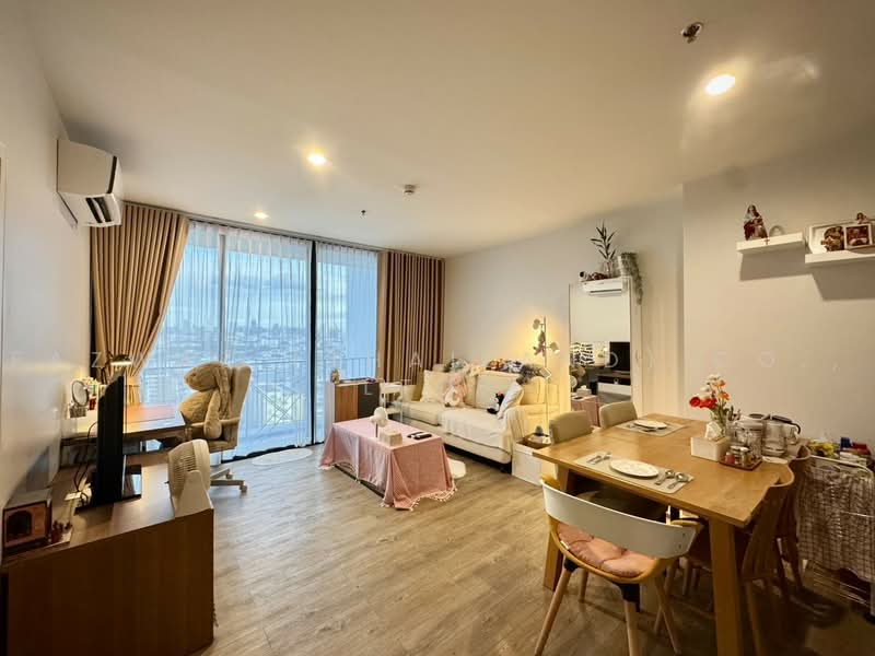 The Issara Ladprao, Bangkok, 296 Ladpao Road, Jom Phon, Chatuchak, Bangkok, 1 Bedroom, 52 sqm, Condo For Sale, by Fazwaz (Thailand) Co., Ltd., 500453910 - DDproperty.com