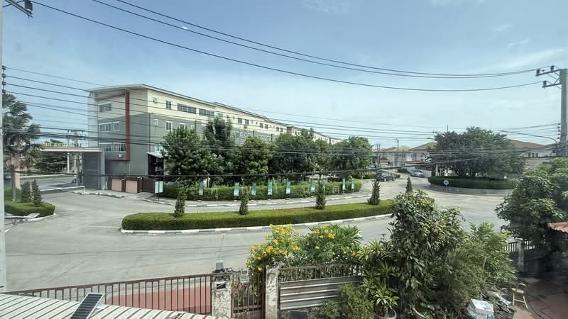 ขายบ้านแฝด 2 ชั้น ภัทรไพรเวท 2 สามโคก ปทุมธานี 100 ตร.ว. หลังใหญ่ พร้อมอยู่ ราคา 6.9 ล้าน, ปทุมธานี, สามโคก, ปทุมธานี, 240 ตร.ม., บ้านแฝด ขาย, โดย คุณโน๊ต, 500453923 - DDproperty.com