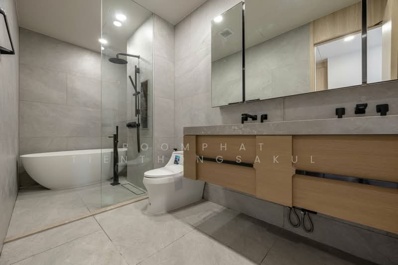 Aritier Penthouse at Ari, Bangkok, Soi Ari Samphan 7 Alley, Samsen Nai, Phaya Thai, Bangkok, 2 Bedrooms, 75 sqm, Condo For Sale, by Poomphat Tienthongsakul, 500453928 - DDproperty.com