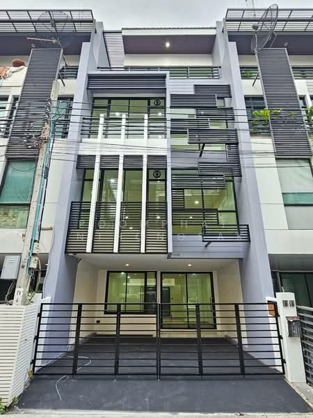 Nirvana@Work Rama 9 - Ramkhamhaeng, Bangkok, Soi Thavornthawat 1, Suan Luang, Bangkok, 3 Bedrooms, 219 sqm, Townhouse For Sale, by Poomphat Tienthongsakul, 500453936 - DDproperty.com