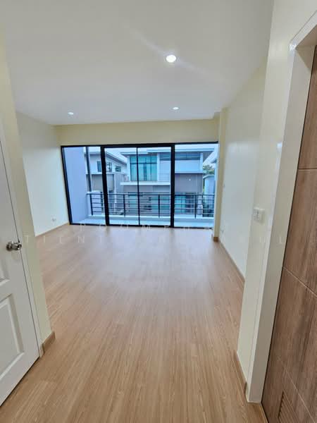 Nirvana@Work Rama 9 - Ramkhamhaeng, Bangkok, Soi Thavornthawat 1, Suan Luang, Bangkok, 3 Bedrooms, 219 sqm, Townhouse For Sale, by Poomphat Tienthongsakul, 500453936 - DDproperty.com