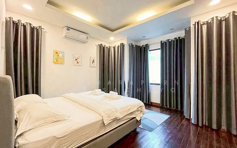 Contemporary Thai Tropical Pool Villa for Sale in Central Pattaya, Chon Buri (Pattaya), Nong Pru, Bang Lamung (Pattaya), Chon Buri (Pattaya), 4 Bedrooms, 195 sqm, Single Detached House For Sale, by Patcharaporn Wongsachayo, 500453937 - DDproperty.com