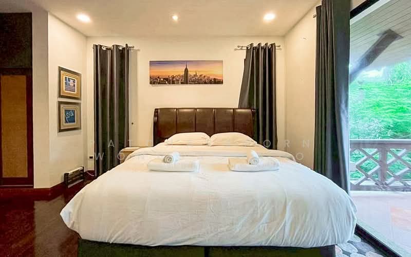 Contemporary Thai Tropical Pool Villa for Sale in Central Pattaya, Chon Buri (Pattaya), Nong Pru, Bang Lamung (Pattaya), Chon Buri (Pattaya), 4 Bedrooms, 195 sqm, Single Detached House For Sale, by Patcharaporn Wongsachayo, 500453937 - DDproperty.com