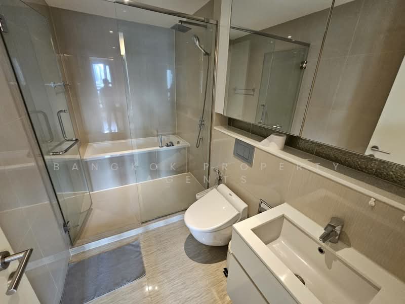 H Sukhumvit 43, Bangkok, 28 Sukhumvit 34 Road, Khlong Tan Nua, Watthana, Bangkok, 1 Bedroom, 43 sqm, Condo For Rent, by BANGKOK PROPERTY AGENTS, 500453954 - DDproperty.com