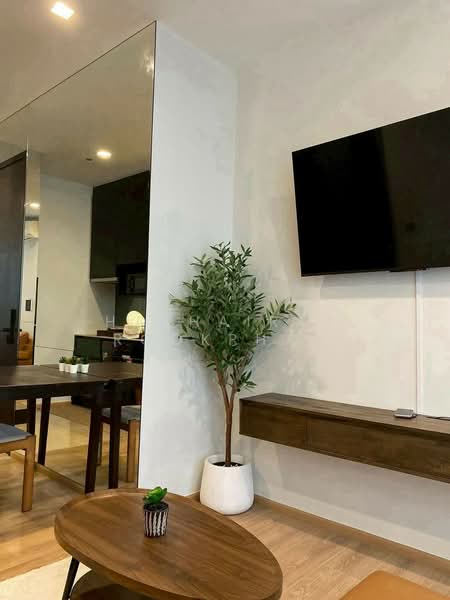Noble Around Sukhumvit 33 : โนเบิล อราวน์ สุขุมวิท 33, กรุงเทพ, 17 ซอย สุขุมวิท 33, คลองตันเหนือ, วัฒนา, กรุงเทพ, 35 ตร.ม., คอนโด ให้เช่า, โดย Hathairat Rookphan, 500453956 - DDproperty.com