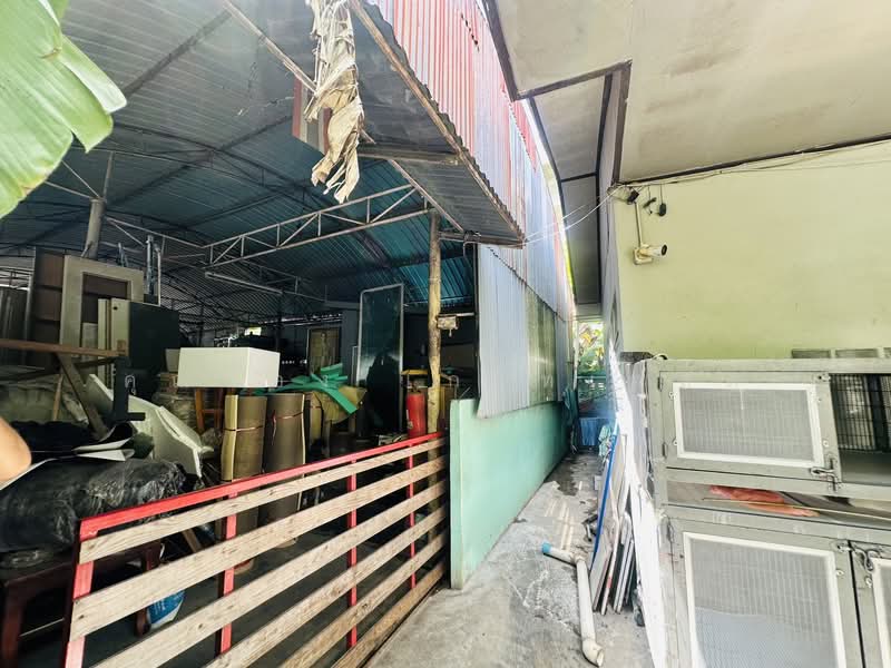 โกดังเลียบมอเตอร์เวย์ ลาดกระบัง, กรุงเทพ, เลียบคู่ขนานมอเตอร์เวย์, ลาดกระบัง, กรุงเทพ, 150 ตร.ม., โกดัง-โรงงาน ขาย, โดย คุณน้อง เกรทเทสต์, 500453967 - DDproperty.com