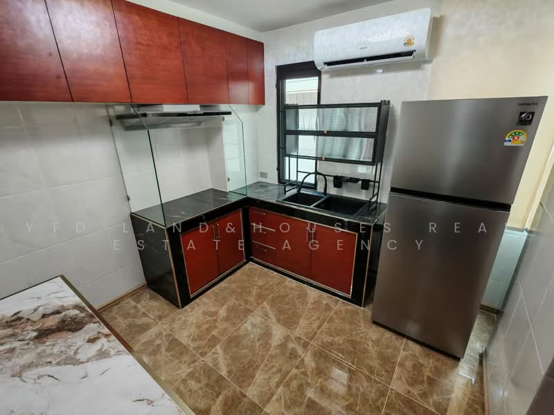 Lake View Park Bangna, Bangkok, 454 Kanchanaphisek Road, Dok Mai, Prawet, Bangkok, 3 Bedrooms, 200 sqm, Single Detached House For Rent, by YTD Land&houses Real Estate Agency, 500453979 - DDproperty.com