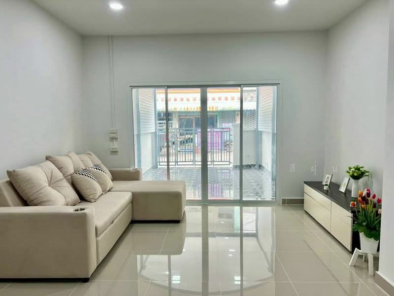 หมู่บ้านนภาพร, Nonthaburi, Bang Si Thong, Bang Kruai, Nonthaburi, 2 Bedrooms, 68 sqm, Townhouse For Sale, by สรภพ ยอดไชย (สีฝุ่น), 500453984 - DDproperty.com