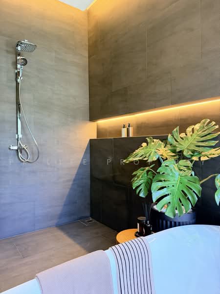 7R1063 Pool villa for rent 4 bedroom 5 bathroom 300,000/month at rawai have fully furnished, Phuket, Rawai, Muang Phuket, Phuket, 4 Bedrooms, 390 sqm, Villa For Rent, by PK LIFE Property, 500454005 - DDproperty.com