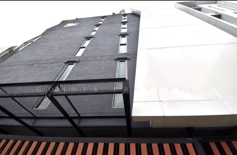 Qube Suites Sukhumvit 46, Bangkok, 30 Sukhumvit Road, Phra Kanong, Khlong Toei, Bangkok, 10+ Bedrooms, 2,000 sqm, Condo For Sale, by Connex Property, 500454129 - DDproperty.com