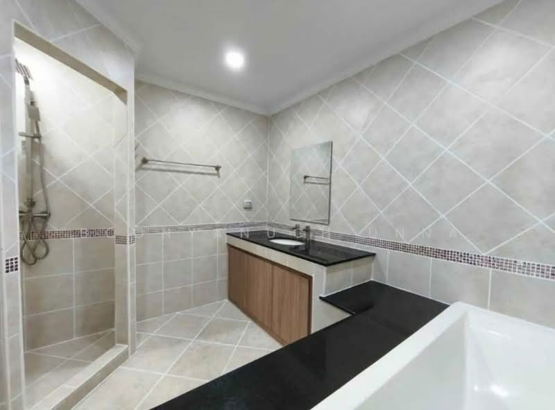 View Talay Residence 5 Pratumnak, Chon Buri (Pattaya), 6 พระตำหนัก, Nong Pru, Bang Lamung (Pattaya), Chon Buri (Pattaya), 3 Bedrooms, 184 sqm, Condo For Sale, by Boonyanuch Unna, 500454160 - DDproperty.com