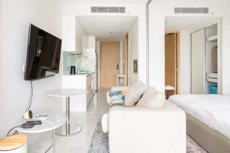 Hyde Sukhumvit 11, Bangkok, 11 Soi Sukhumvit 11, Khlongtoei Nua, Watthana, Bangkok, 1 Bedroom, 34 sqm, Condo For Sale, by คุณนภัส, 500454166 - DDproperty.com