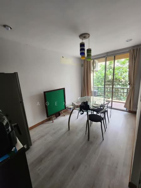 The Parkland Bangna, Bangkok, Soi Bangna-Trat 37 Bangna-Trat Road, Bang Na, Bangkok, 3 Bedrooms, 72 sqm, Condo For Rent, by Agentbkk, 500454170 - DDproperty.com