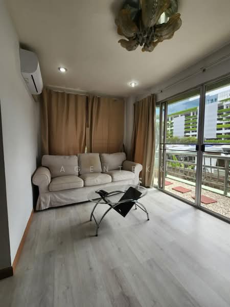 The Parkland Bangna, Bangkok, Soi Bangna-Trat 37 Bangna-Trat Road, Bang Na, Bangkok, 3 Bedrooms, 72 sqm, Condo For Rent, by Agentbkk, 500454170 - DDproperty.com