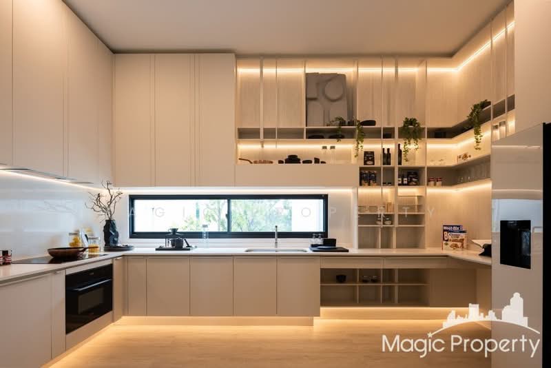 VIVE Krungthep Kreetha, Bangkok, Krungthep Kreetha Road, Saphan Sung, Bangkok, 4 Bedrooms, 421 sqm, Single Detached House For Rent, by Magic Property, 500454181 - DDproperty.com