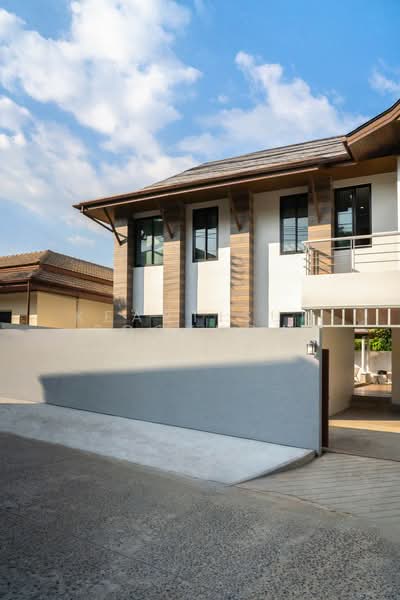 3-BR Villa, Phuket, Rawai, Muang Phuket, Phuket, 3 Bedrooms, 320 sqm, Villa For Sale, by Keartisuk Sookkow, 500454197 - DDproperty.com