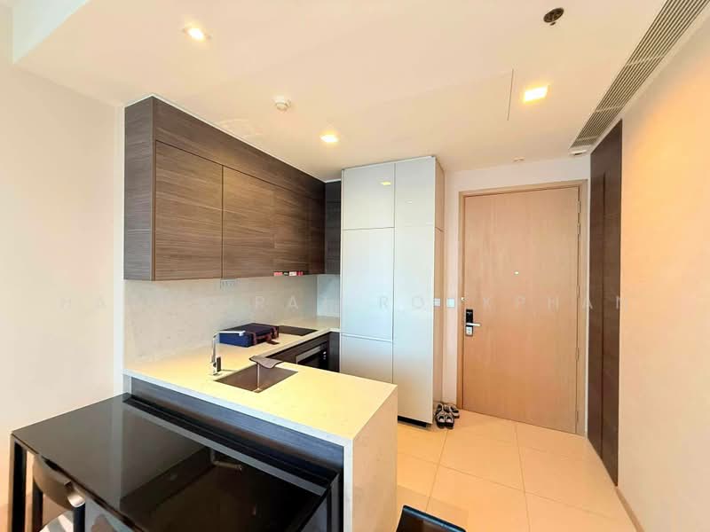 The Esse Asoke, Bangkok, 333 Soi Sukhumvit 21, Sukhumvit Road, Khlongtoei Nua, Watthana, Bangkok, 1 Bedroom, 47 sqm, Condo For Rent, by Hathairat Rookphan, 500454236 - DDproperty.com