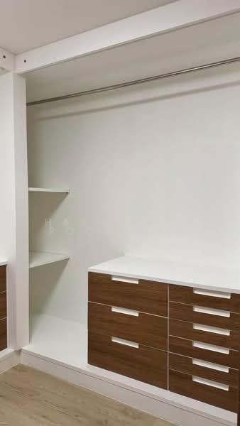 Condo One Sukhumvit 52, Bangkok, 88 Sukhumvit 52, Phra Kanong, Khlong Toei, Bangkok, 1 Bedroom, 50 sqm, Condo For Rent, by Hathairat Rookphan, 500454240 - DDproperty.com