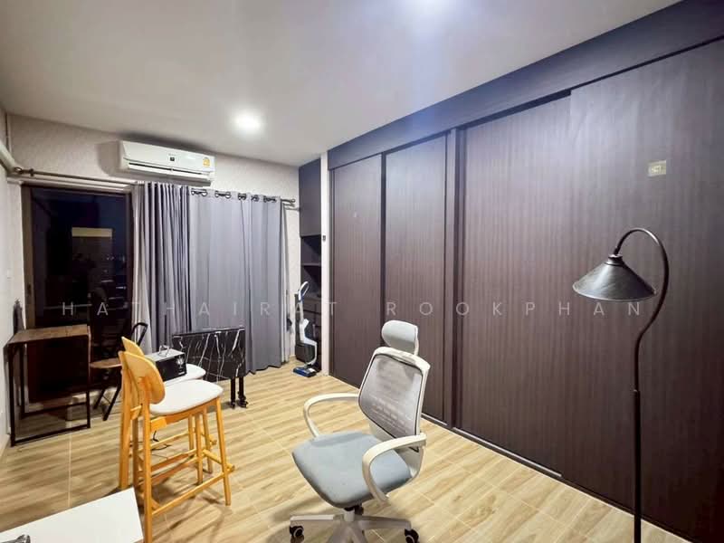 Country Complex Bangna, Bangkok, Sanpawut Road, Bang Na, Bangkok, 2 Bedrooms, 80 sqm, Condo For Rent, by Hathairat Rookphan, 500454251 - DDproperty.com