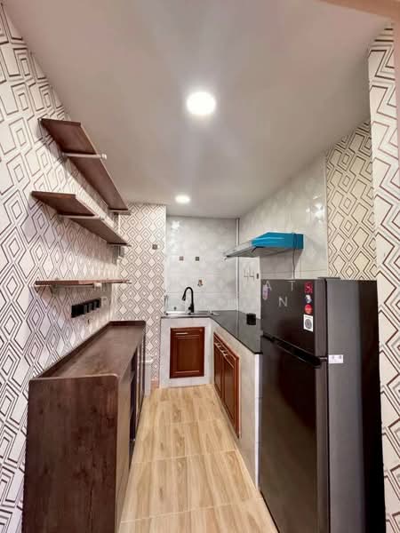 Country Complex Bangna, Bangkok, Sanpawut Road, Bang Na, Bangkok, 2 Bedrooms, 80 sqm, Condo For Rent, by Hathairat Rookphan, 500454251 - DDproperty.com