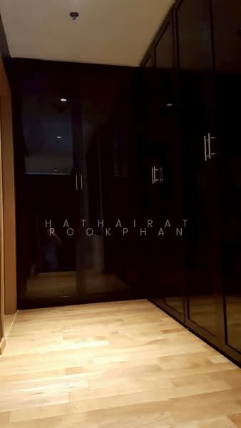 The Emporio Place, Bangkok, 93 Soi Sukhumvit 24, Sukhumvit Road, Khong Tan, Khlong Toei, Bangkok, 1 Bedroom, 90 sqm, Condo For Rent, by Hathairat Rookphan, 500454254 - DDproperty.com