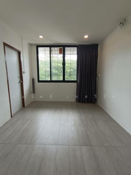 นิรันดร์ สุขุมวิท101, Bangkok, Bang Chak, Phra Khanong, Bangkok, 3 Bedrooms, 88 sqm, Townhouse For Sale, by สมโพธิ เทศวิรัช, 500454256 - DDproperty.com