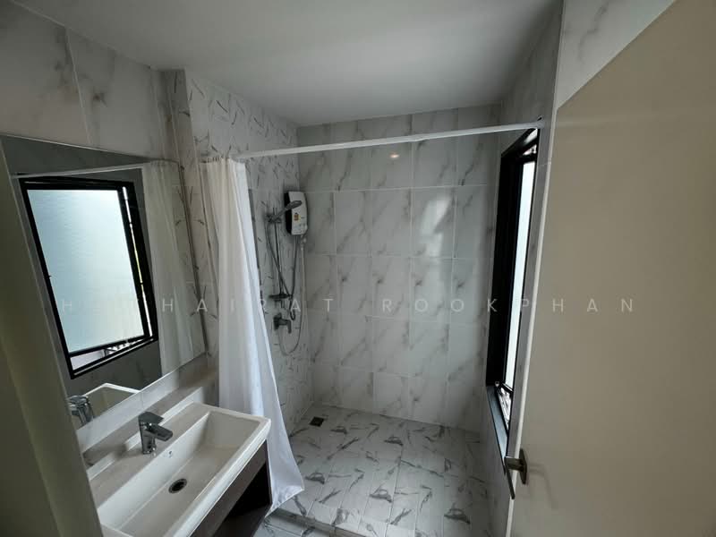 Baan Klang Muang Srinakarin – Onnut : บ้านกลางเมือง ศรีนครินทร์ – อ่อนนุช, กรุงเทพ, 174 ซอย อ่อนนุช 70/1, ประเวศ, กรุงเทพ, 143 ตร.ม., ทาวน์เฮ้าส์ ให้เช่า, โดย Hathairat Rookphan, 500454263 - DDproperty.com