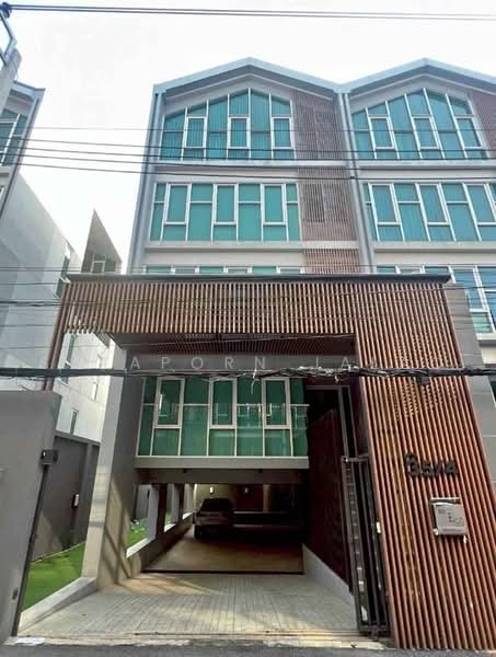 undefined, Bangkok, Khlongtoei Nua, Watthana, Bangkok, 2 Bedrooms, 585 sqm, Single Detached House For Rent, by Sataporn Jalao, 500454290 - DDproperty.com