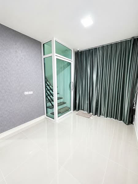 Siri Place Phaholyothin 52 : สิริ เพลส พหลโยธิน 52, กรุงเทพ, พหลโยธิน 52 แยก 45, คลองถนน, สายไหม, กรุงเทพ, 111 ตร.ม., ทาวน์เฮ้าส์ ขาย, โดย คุณเจน, 500454294 - DDproperty.com