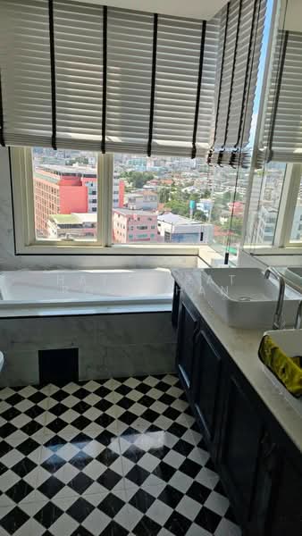 Watermark Chaophraya, Bangkok, Soi Charoennakorn 39-41, Charoennakorn Road, Bang Lam Phu Lang, Khlong San, Bangkok, 3 Bedrooms, 145 sqm, Condo For Rent, by Hathairat Rookphan, 500454299 - DDproperty.com