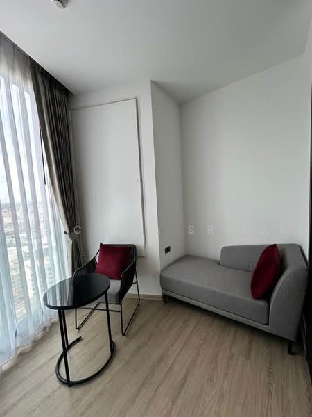 EDGE Central Pattaya, Chon Buri (Pattaya), Pattaya Sai Song, Bang Lamung, Bang Lamung (Pattaya), Chon Buri (Pattaya), 1 Bedroom, 30 sqm, Condo For Rent, by Patchara Srisak, 500454333 - DDproperty.com