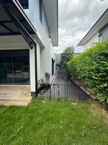 Setthasiri Krungthep Kreetha, Bangkok, Krungthep Kreetha Road, Hua Mak, Bang Kapi, Bangkok, 3 Bedrooms, 165 sqm, Single Detached House For Rent, by Hathairat Rookphan, 500454364 - DDproperty.com