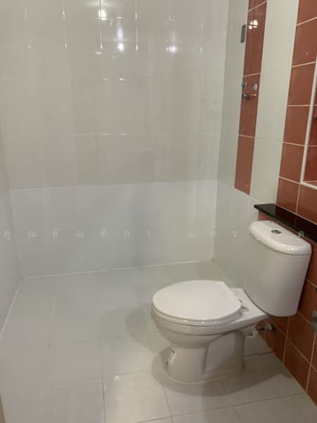 หมู่บ้านกลางเมือง รัชดา ลาดพร้าว ติดถนนใหญ่, Bangkok, Chan Kasem, Chatuchak, Bangkok, 3 Bedrooms, 560 sqm, Townhouse For Rent, by ทัณฑิกา แก้วปู่วัด, 500454441 - DDproperty.com
