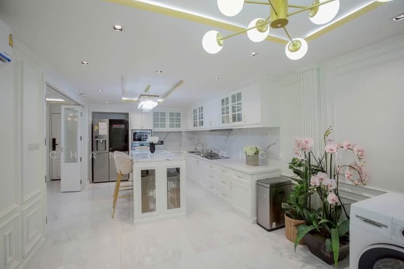 Petch 9 Tower, Bangkok, Phetchaburi 9 Alley, Thanon Phaya Thai, Ratchathewi, Bangkok, 2 Bedrooms, 145 sqm, Condo For Rent, by Chanon Ekongkarn, 500454568 - DDproperty.com