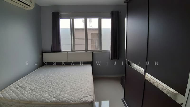 Lumpini Condo Town Bodindecha Ramkhamhaeng, Bangkok, Soi Ramkhamhaeng 43/1, Phlapphla, Wang Thonglang, Bangkok, 1 Bedroom, 28 sqm, Condo For Sale, by Rungkan Wijitjun, 500454597 - DDproperty.com