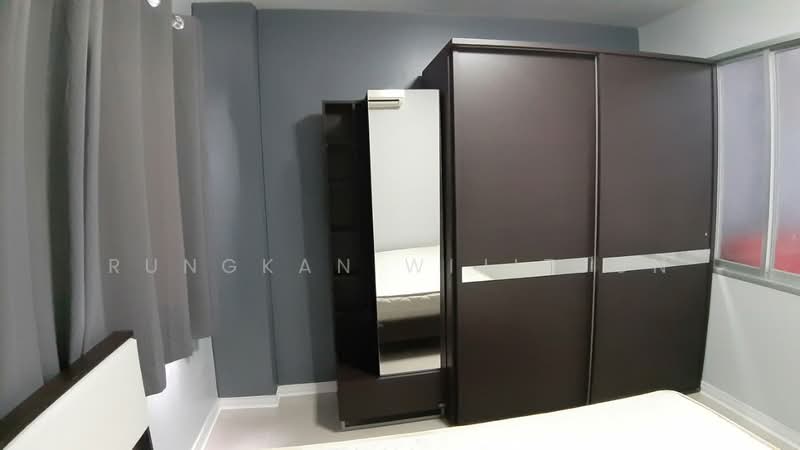 Lumpini Condo Town Bodindecha Ramkhamhaeng, Bangkok, Soi Ramkhamhaeng 43/1, Phlapphla, Wang Thonglang, Bangkok, 1 Bedroom, 28 sqm, Condo For Sale, by Rungkan Wijitjun, 500454597 - DDproperty.com