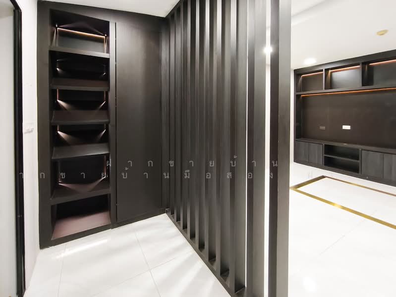 The Kris Ratchada 17, Bangkok, Inthamara 45 Alley, Din Daeng, Bangkok, 1 Bedroom, 46 sqm, Condo For Sale, by ฝากขายบ้าน ฝากขายบ้านมือสอง ฝากขายอสัง Realty HuB, 500454628 - DDproperty.com